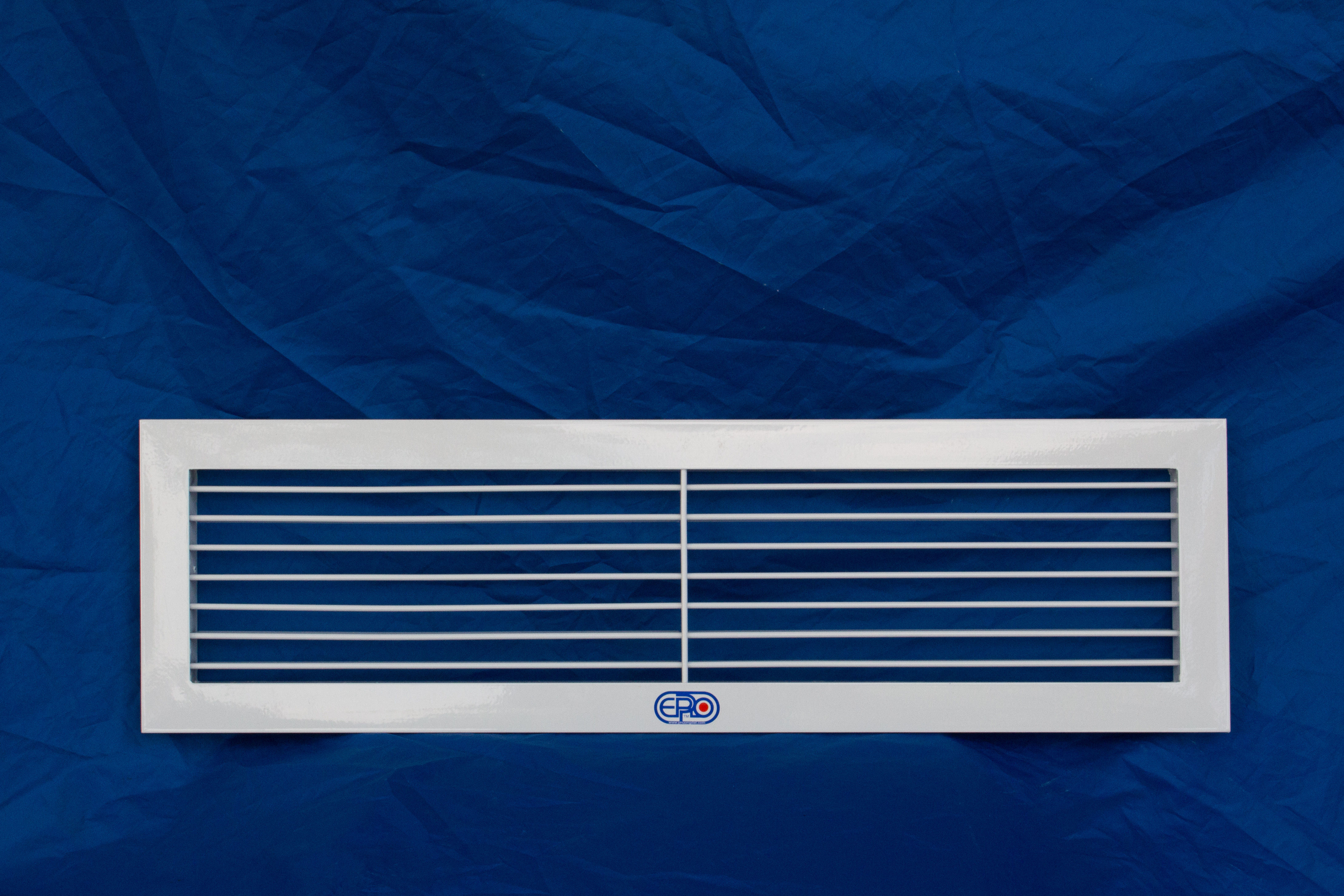 Miệng Gió 1 Lớp Lá  Cánh Chỉnh Vách Ngăn 640 x 140
